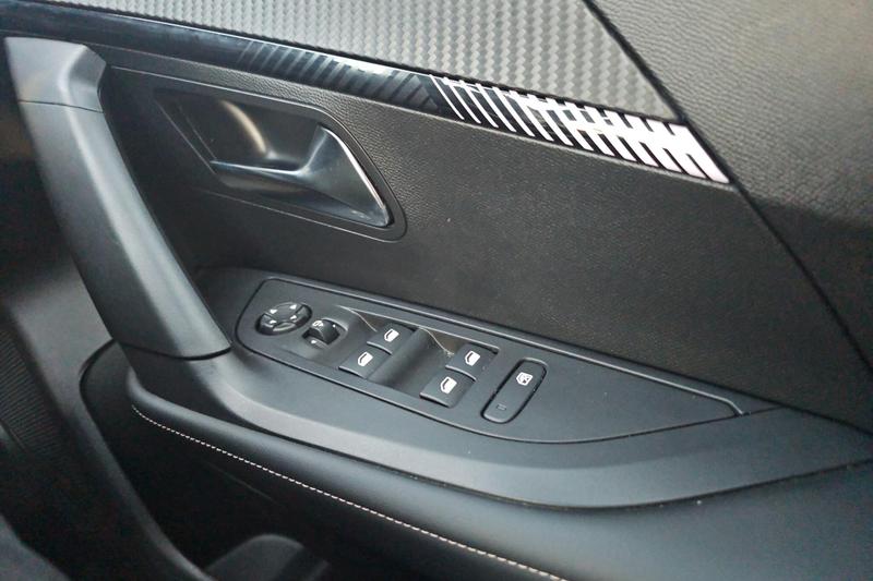 Used Peugeot 2008 SD74FRU 26