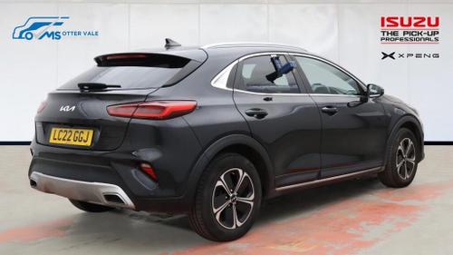 Kia XCEED Photo at-caa838dd1278443e96b21f74b2dd094d.jpg