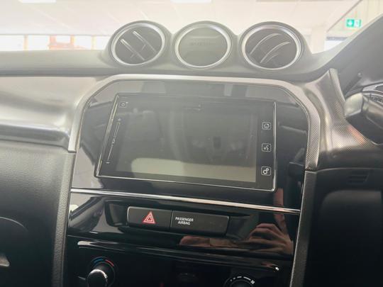 Suzuki Vitara Photo at-caad602fb9984a9caf0fe0fd4f5d61ff.jpg