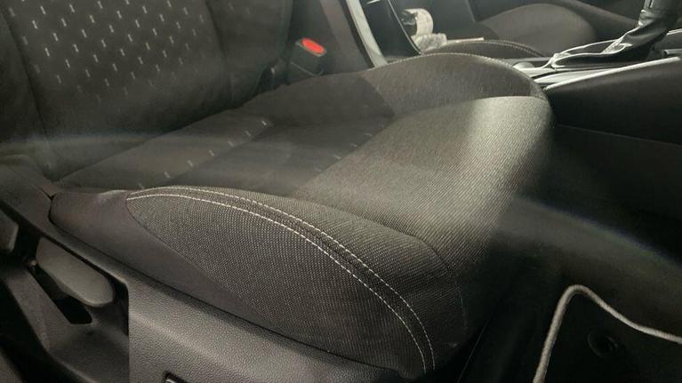 Used Toyota Corolla FD25USE 27