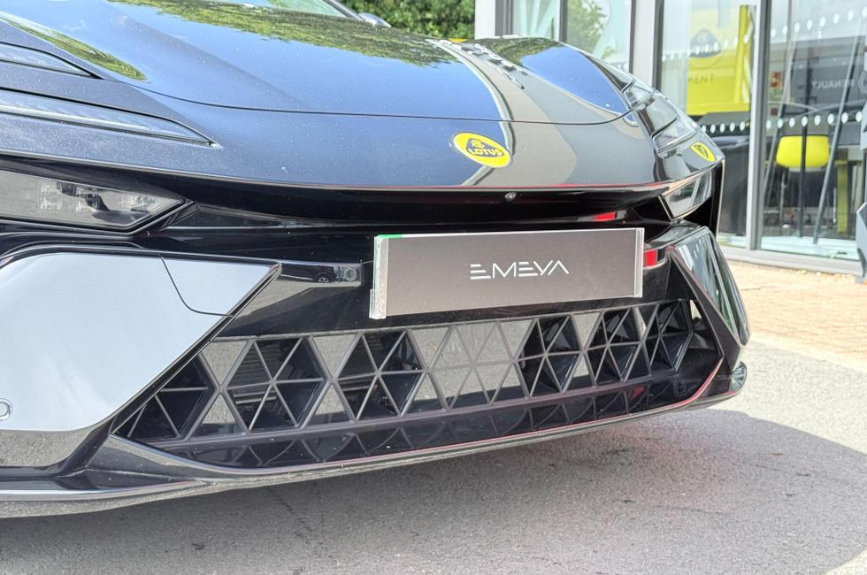LOTUS Emeya Photo at-cad15dca35dc4de6843ee4d9be4b6d53.jpg