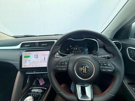 MG MG ZS Photo 8