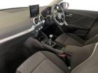 Audi Q2 Photo 6