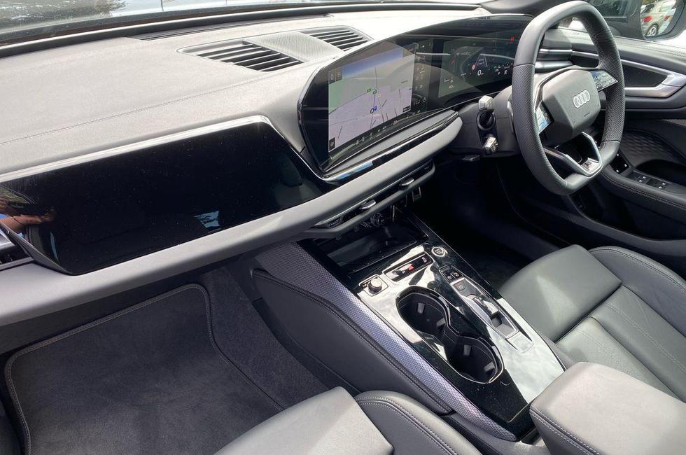 Audi A5 Photo at-cb6e51967da94e618598806795a1b726.jpg