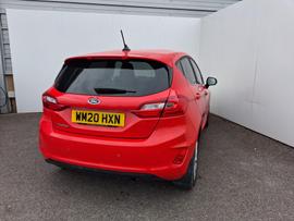 Ford Fiesta Photo 7