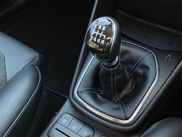 Ford Fiesta Photo at-cb825e14699c41169792257b2986f6de.jpg