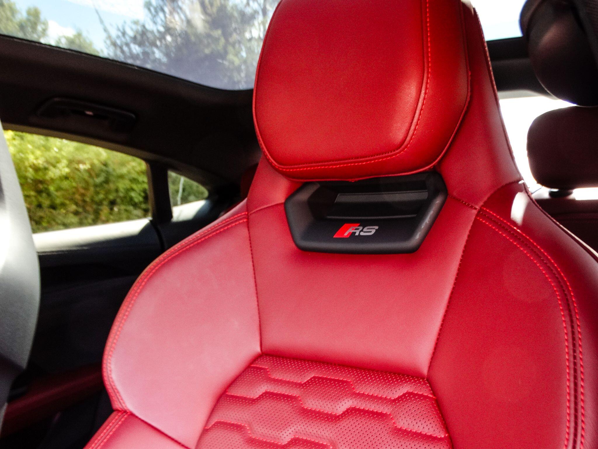 Audi RS e-tron GT 93.4kWh Auto quattro 4dr — photo 14