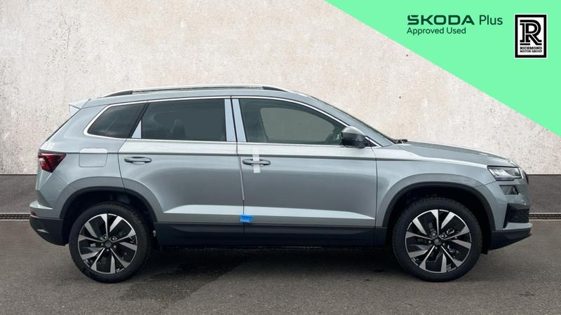 Skoda Karoq Photo at-cbda0609f6374277b4f7b8d7659f9ad5.jpg