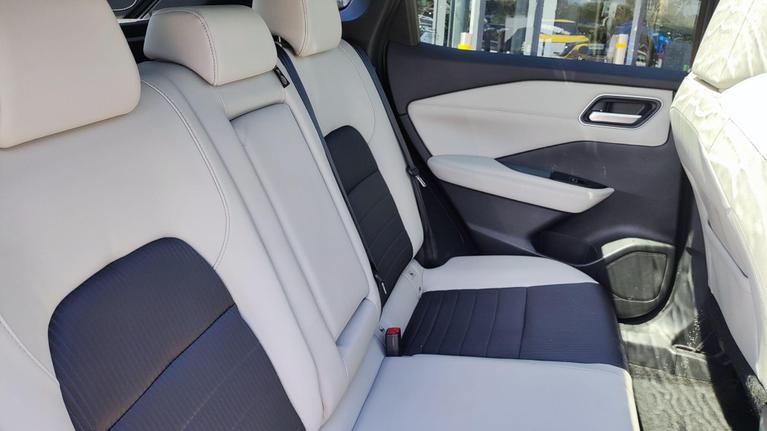 Used Nissan Qashqai WR22CWK 8