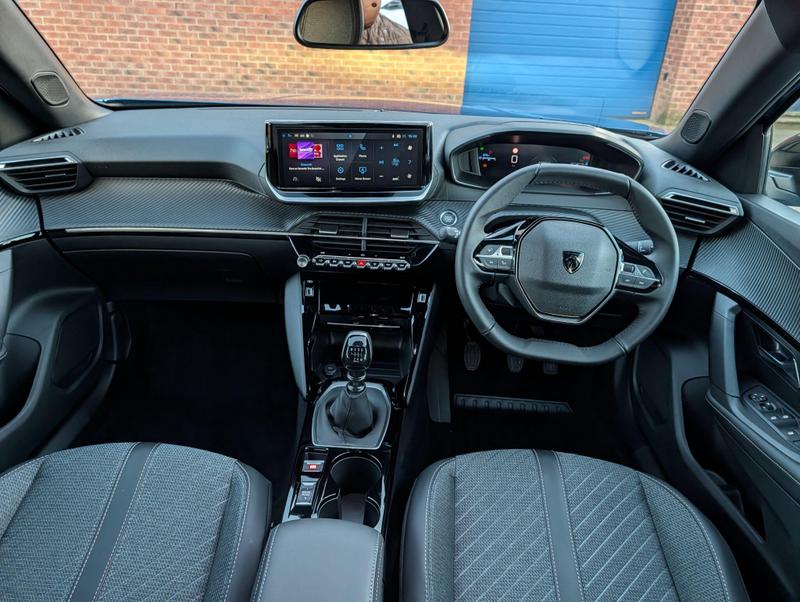 Used Peugeot 2008 202511187977563 4