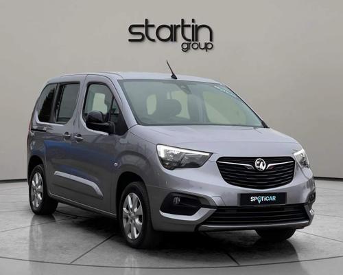 Vauxhall Combo-e Life 50kWh SE Auto 5dr (5 Seat 7.4kW Charger) at Startin Group