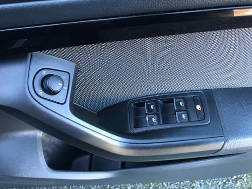 SEAT Ateca Photo at-cc8a45ba3d0948e192f0175e9742f268.jpg
