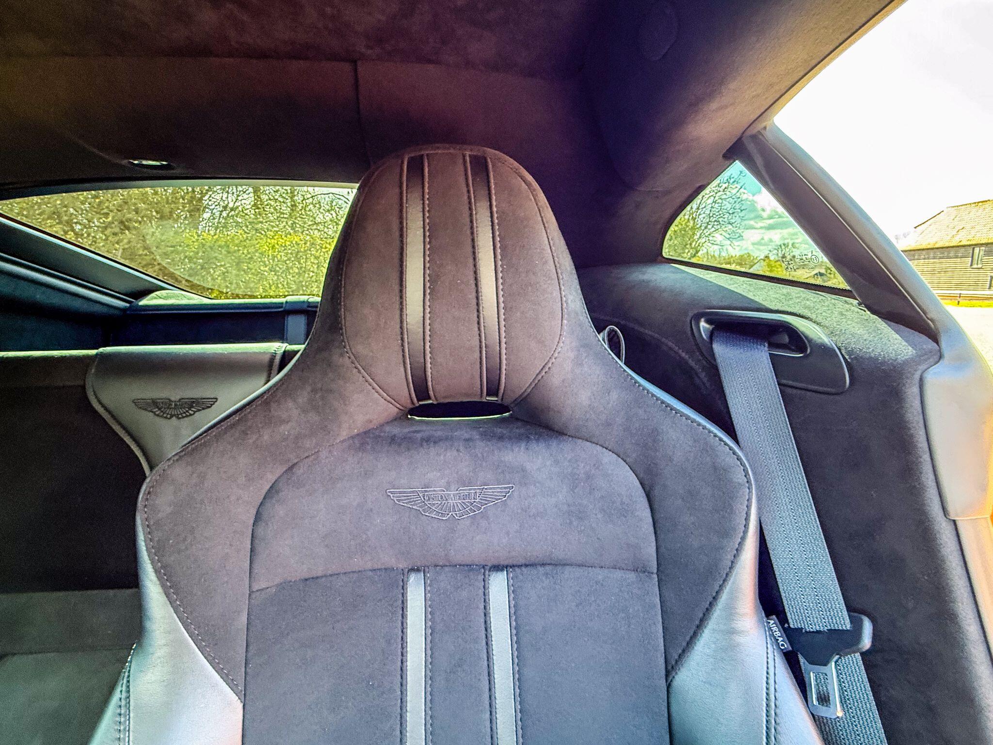Aston Martin Vantage 4.0 V8 Auto Euro 6 2dr — photo 14