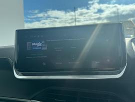 Peugeot 2008 Photo 14