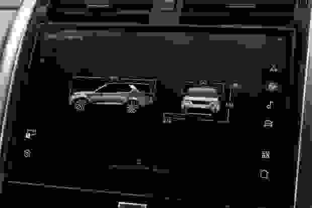 Land Rover DISCOVERY Photo at-ccf629fa753c485ebf3190b5fb020771.jpg