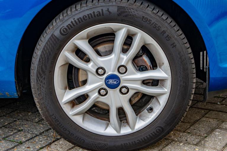 Used Ford Fiesta YH15UEJ 18