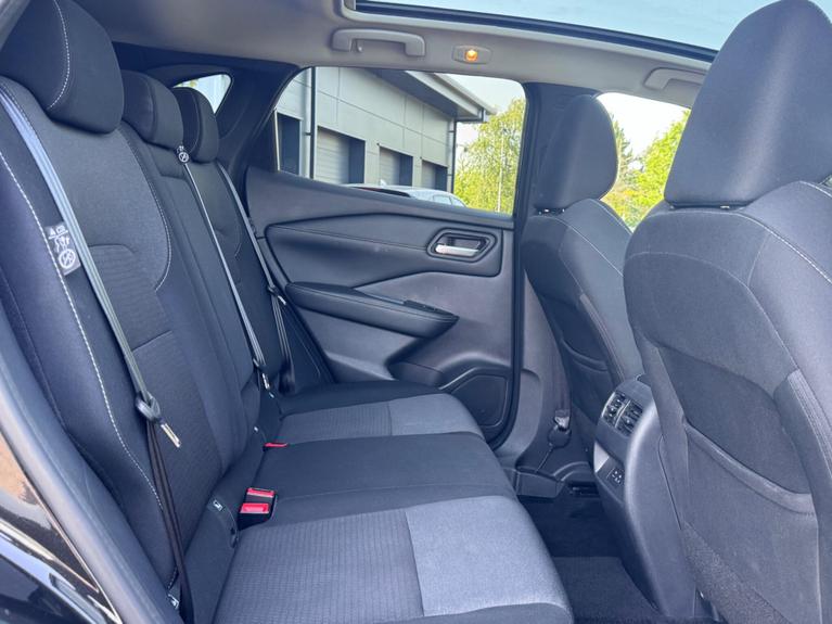 Used Nissan Qashqai DN24AOY 9