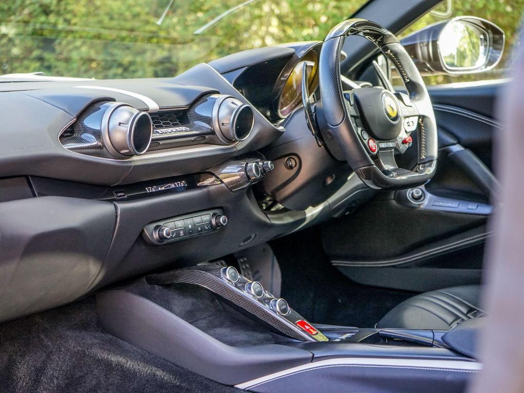 Used Ferrari 812 Superfast OO08SPB 16