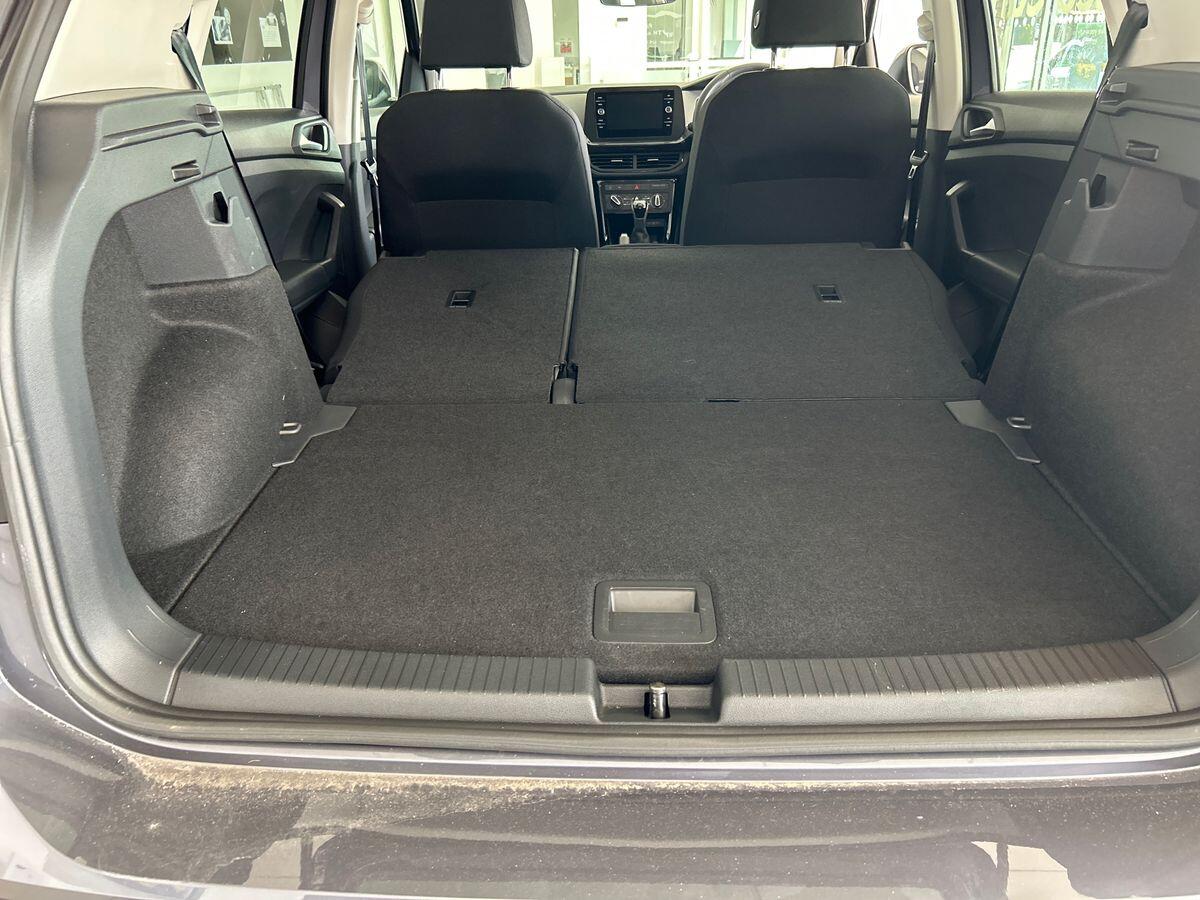 Volkswagen T-cross Photo at-cd7ad825f4d047a39705ff7766a61b35.jpg