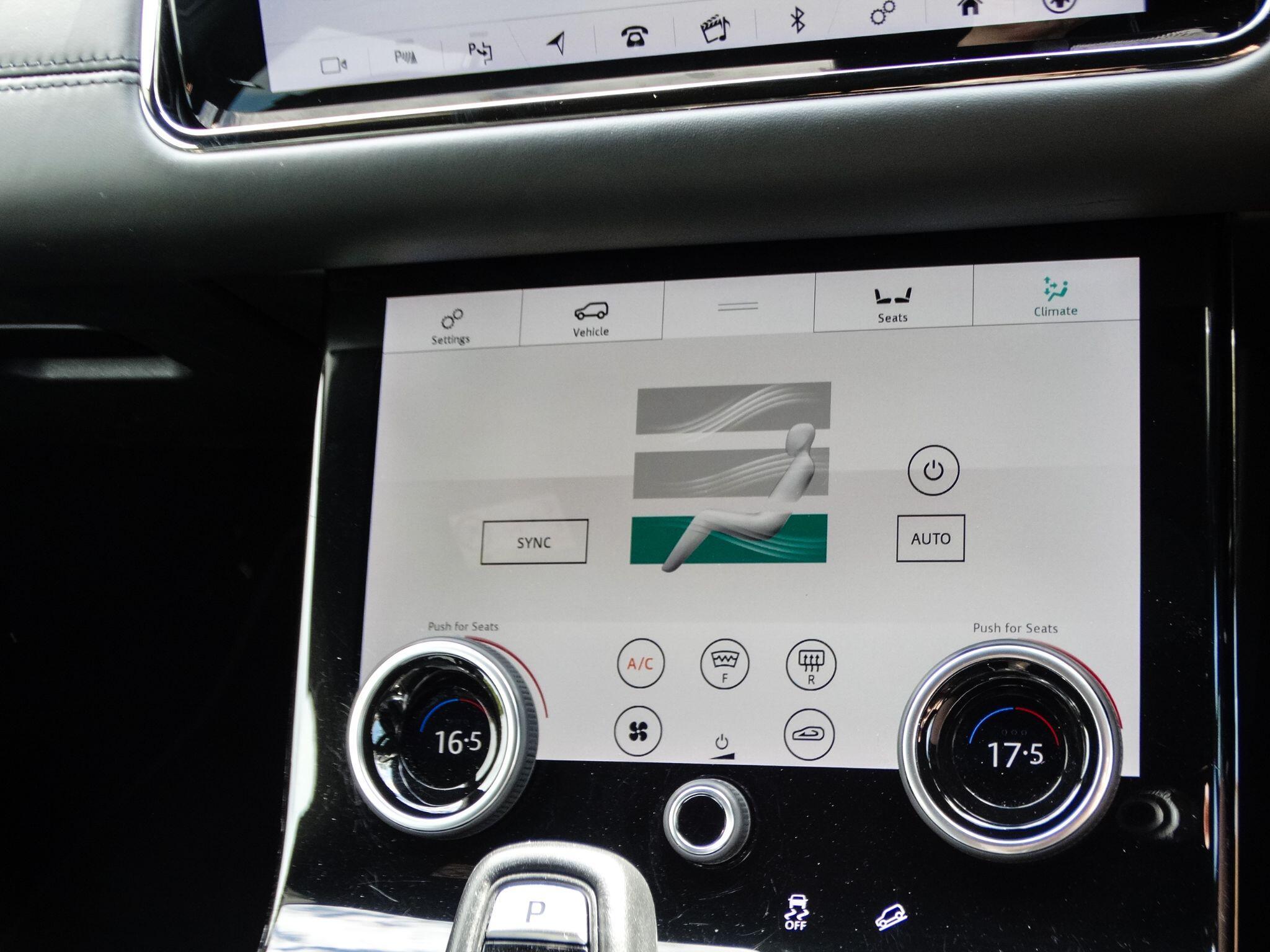 Land Rover Range Rover Evoque 2.0 P250 MHEV R-Dynamic HSE Auto 4WD Euro 6 (s/s) 5dr — photo 28