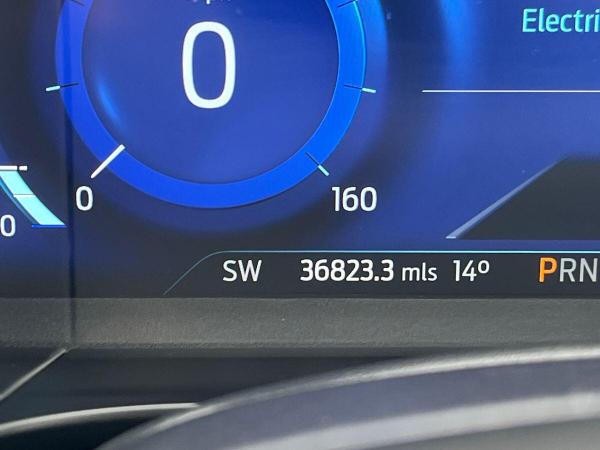 Ford Kuga Photo at-cd99c8bf22fd43899ce624de90963e0a.jpg