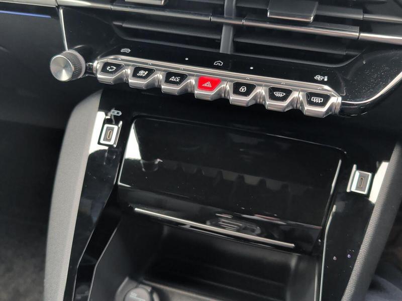 Used Peugeot 208 202601289492571 41