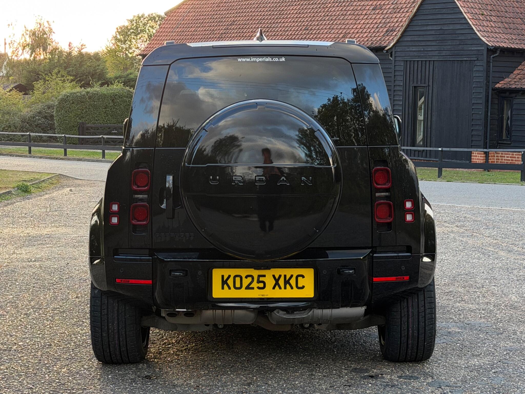 Land Rover Defender 110 3.0 D250 MHEV X-Dynamic SE Auto 4WD Euro 6 (s/s) 5dr — photo 7