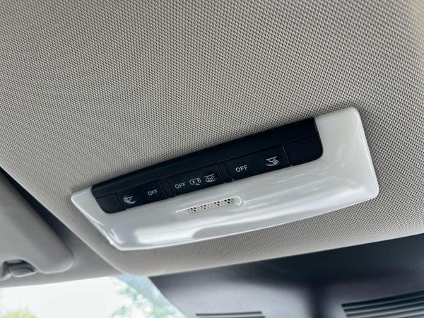 Nissan Leaf Photo at-cdf692b227e349dd8623bd24b3d91e5c.jpg
