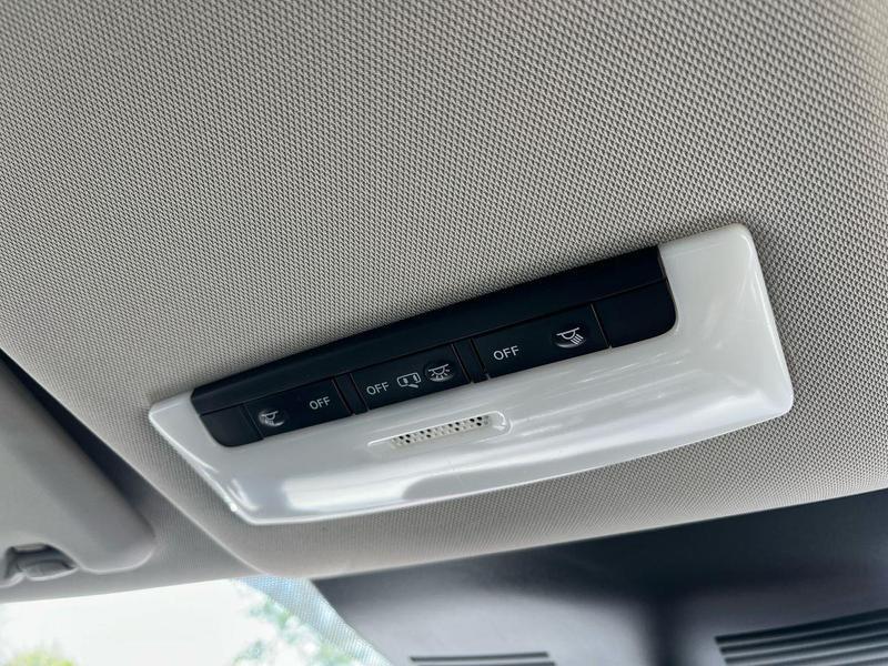 Nissan Leaf Photo 29