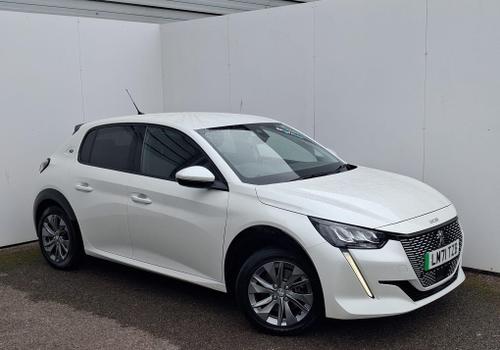 2021 PEUGEOT 208 2021 50KWH ALLURE PREMIUM AUTO 5DR PRICE 11,690 APR WHITE ELECTRIC 23294... photo