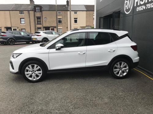 SEAT Arona Photo at-ce1d07560a7c4f88a2d13336aaacb795.jpg