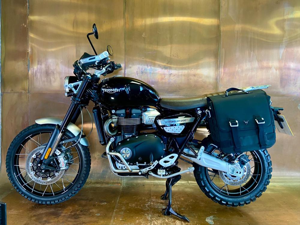 TRIUMPH Scrambler 1200 Photo at-ce245e581b9e434fb508a6e013d3af6c.jpg