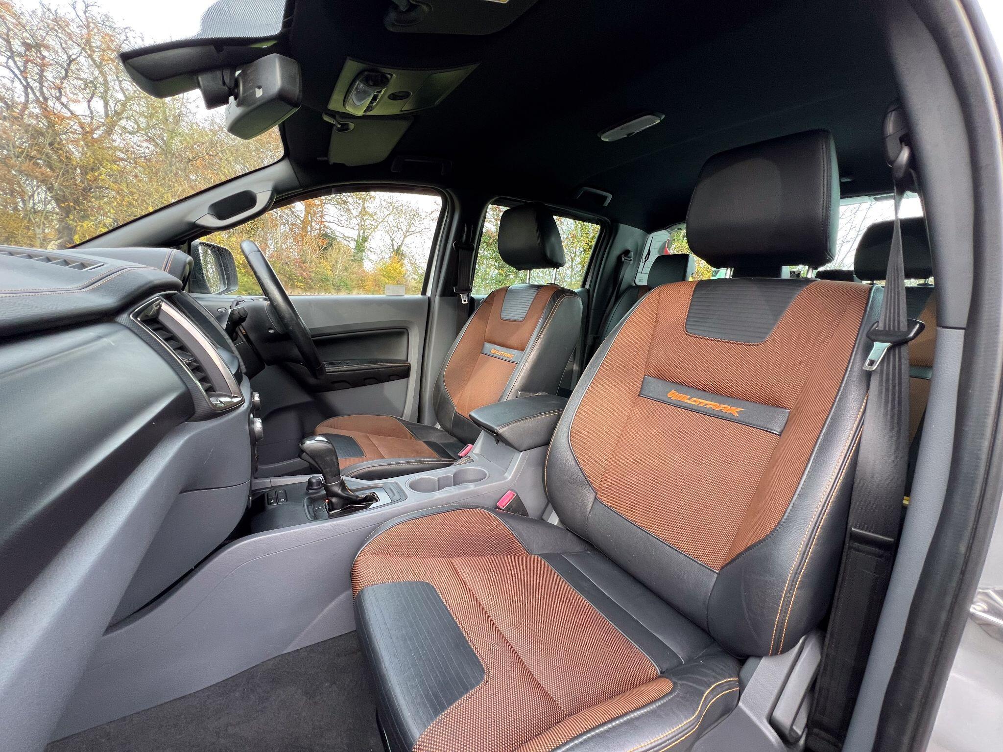 Ford Ranger 3.2 TDCi Wildtrak Auto 4WD Euro 5 4dr — photo 18