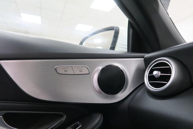 Used Mercedes-Benz C Class WF70XNU 16
