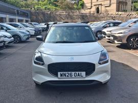 Suzuki Swift Photo 1
