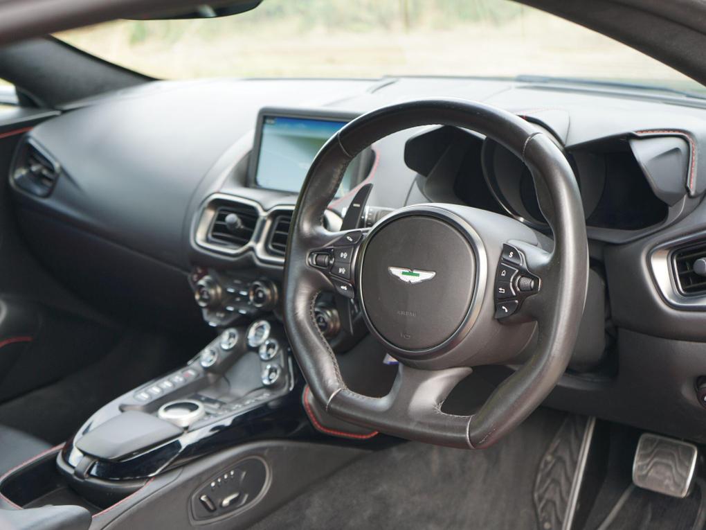 Used Aston Martin Vantage EO68LWK 19