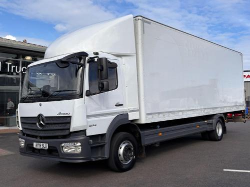 Mercedes-Benz Atego Photo at-ce7985823e4341d89cbeaa2d86d814c5.jpg