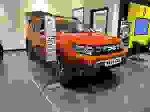  Dacia Duster 1.0 TCe Journey Euro 6 (s/s) 5dr Arizona Orange at Startin Group