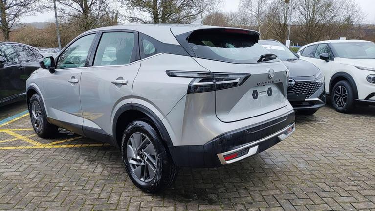 Used Nissan QASHQAI 202508215624769 3