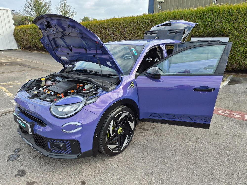 Abarth 600e Photo at-ceb27deacc3b4e98aa4fd89bf96c83a4.jpg