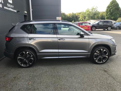 CUPRA Ateca Photo at-ced7524f08914d4a837e5c3e8bc9f061.jpg