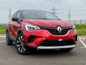 Used ~ Renault Captur 1.0 TCe evolution Euro 6 (s/s) 5dr Flame Red with Diamond Black Roof at Startin Group
