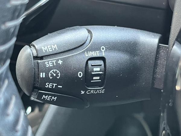 Used Peugeot E-2008 EK21WDV 42