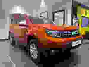  Dacia Duster 1.3 TCe Expression Euro 6 (s/s) 5dr Arizona Orange at Startin Group
