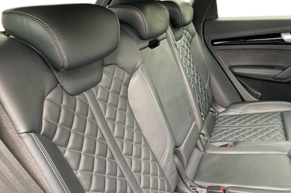Audi Q5 Photo at-cf45766c486e4f6482bb5afa1ec258c6.jpg