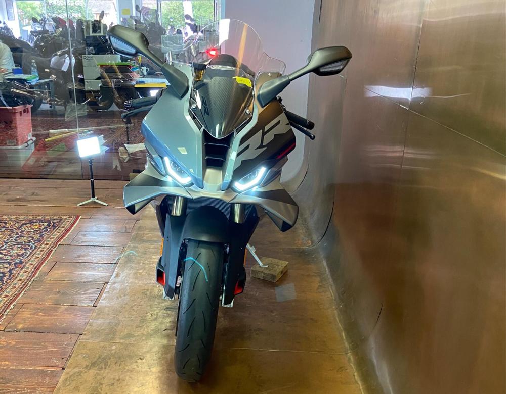 BMW S 1000 RR Photo at-cf53726ae3e14d398af56d2d4c1fa650.jpg