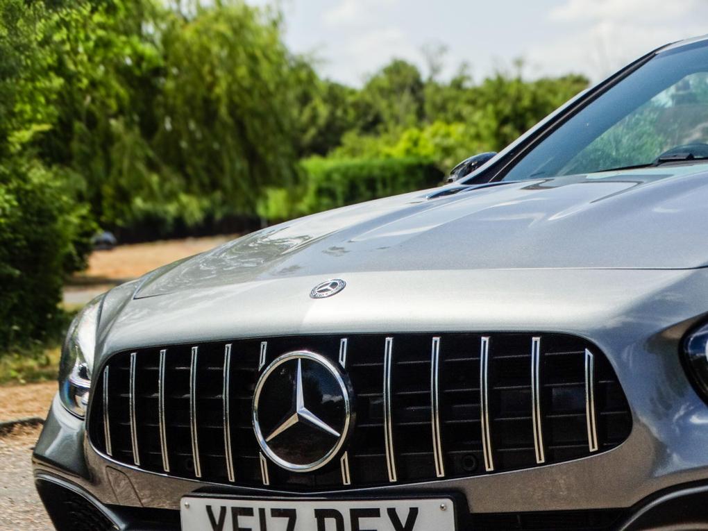 Used Mercedes-Benz SL YE17DFY 9