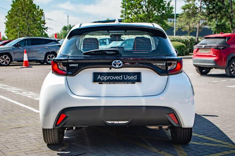 Used Toyota Yaris CP72VKN 4