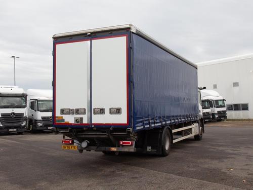 Mercedes-Benz Actros Photo at-cf6e6d6de9fb4dcfa6b362266d0b92d7.jpg