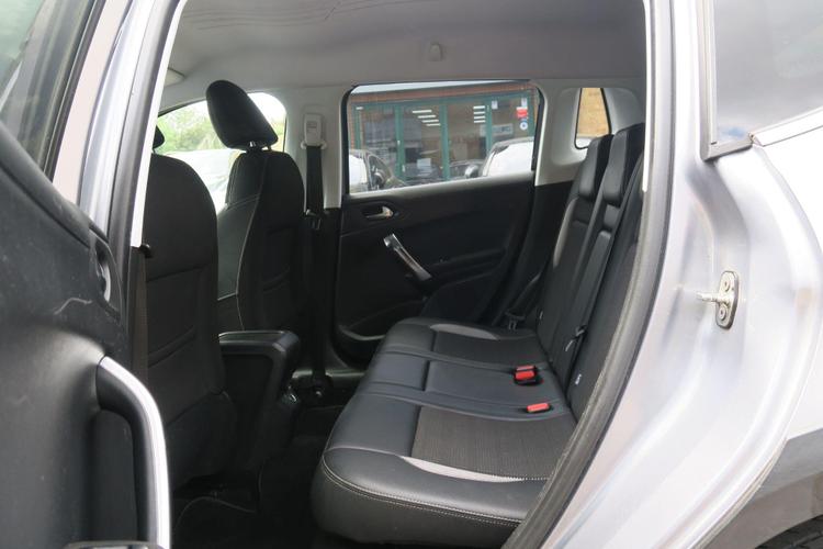 Used Peugeot 2008 BU18FGZ 14